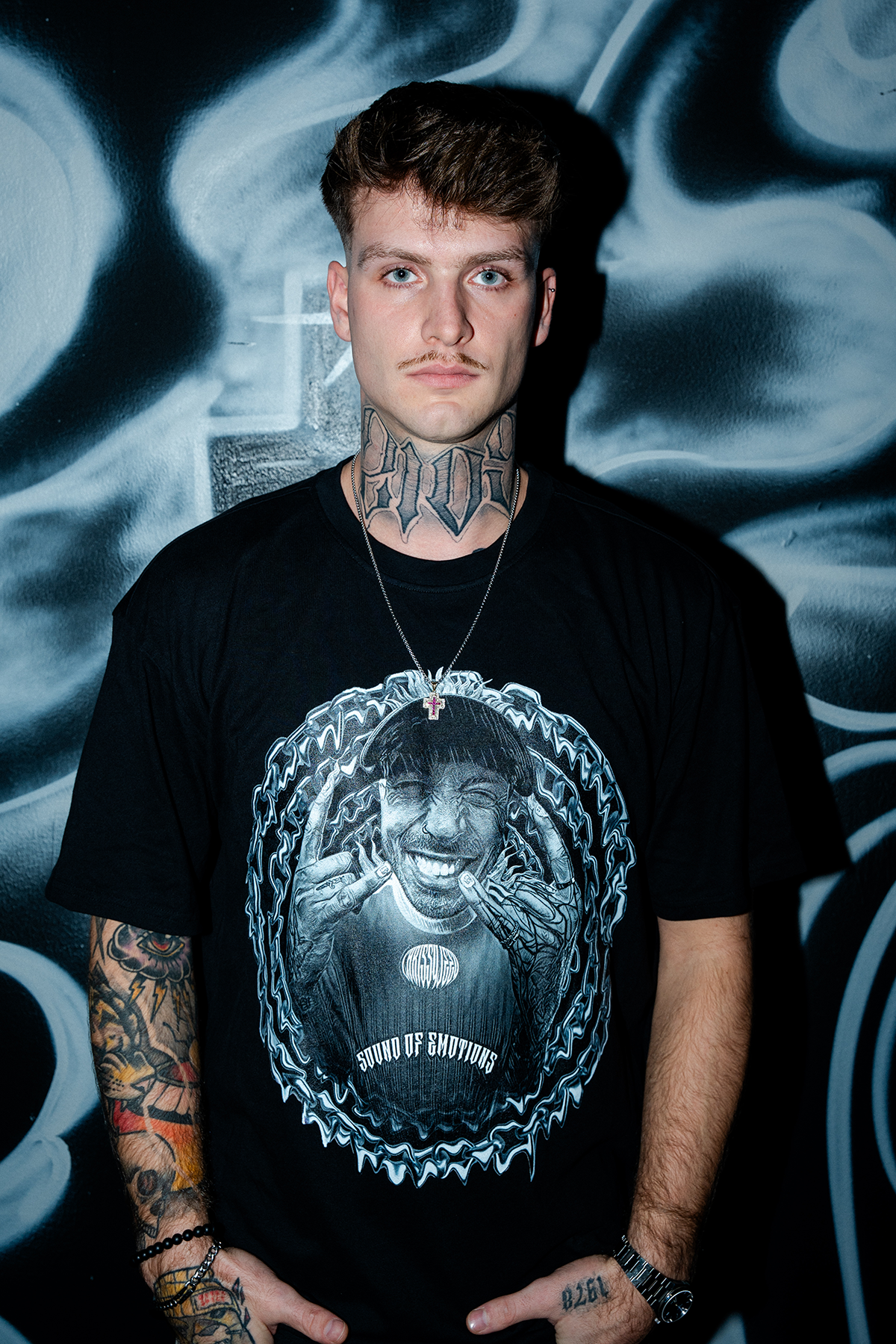 T - Shirt "Chrissyjeey" Schwarz