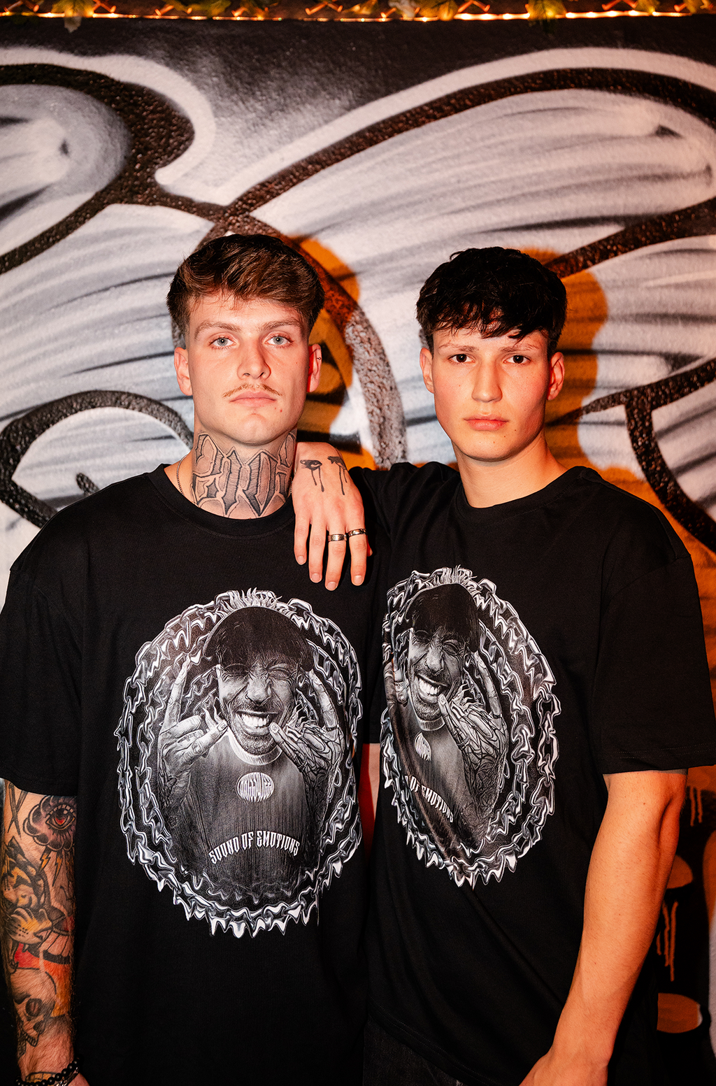 T - Shirt "Chrissyjeey" Schwarz