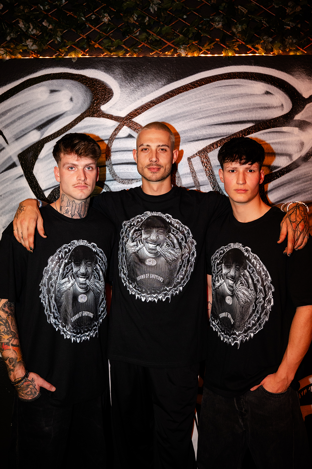 T - Shirt "Chrissyjeey" Schwarz