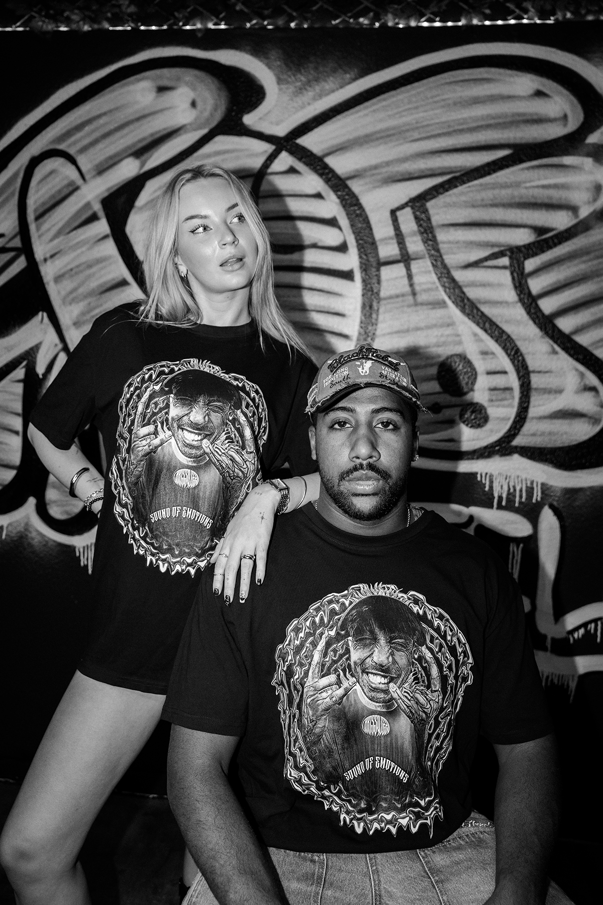 T - Shirt "Chrissyjeey" Schwarz