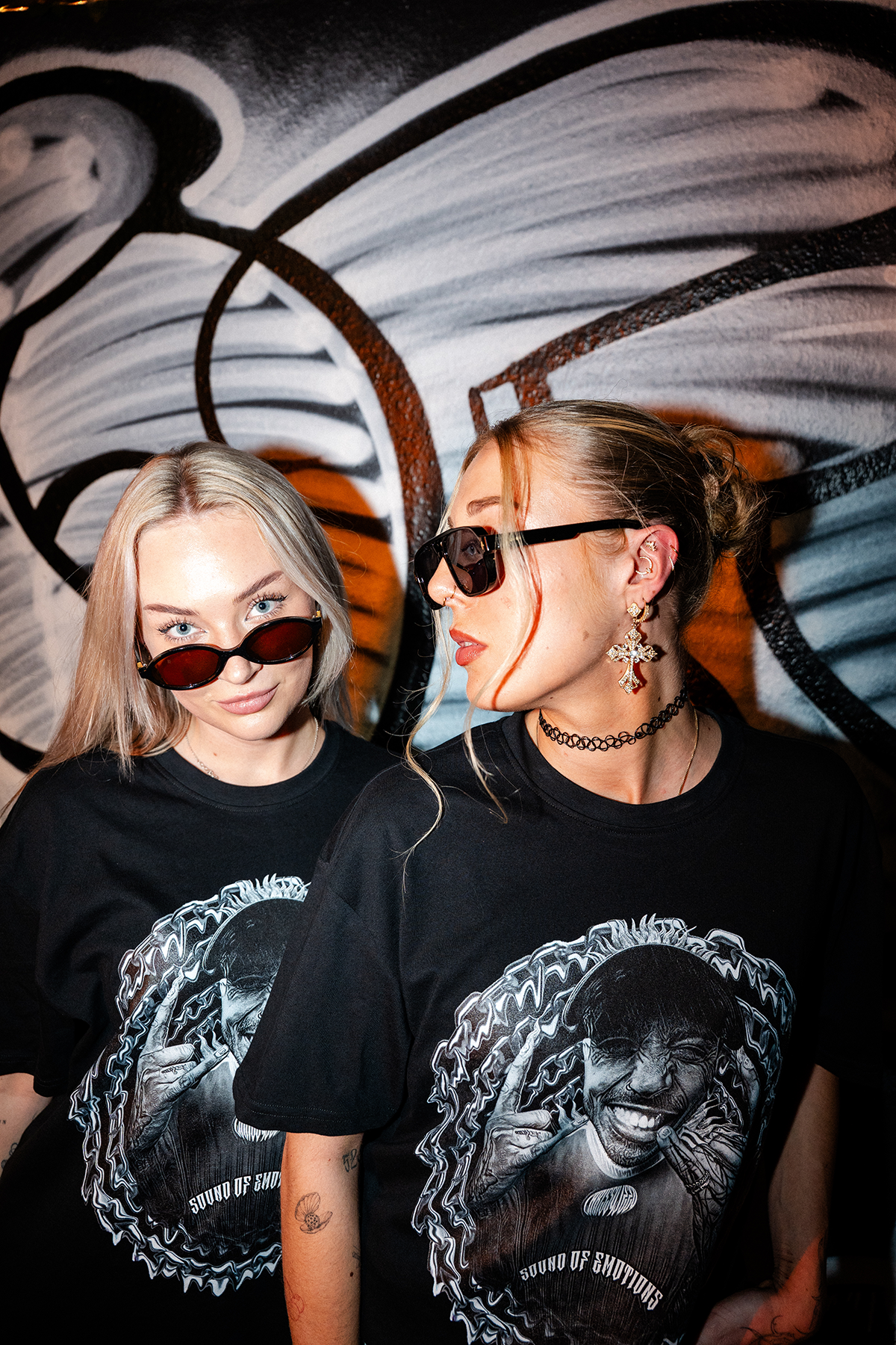 T - Shirt "Chrissyjeey" Schwarz